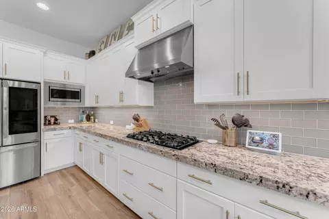 Kitchen - 3450 E Appaloosa Rd, Gilbert, AZ 85296 photo 5 of 5