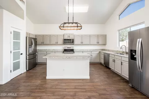 Kitchen - 10640 E Carol Ave, Mesa, AZ 85208 photo 4 of 4