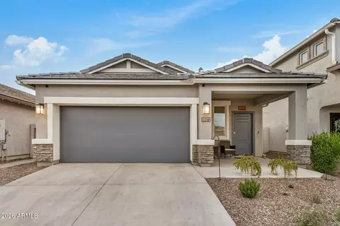 10172 S Holandes Dr, Apache Junction, AZ 85120