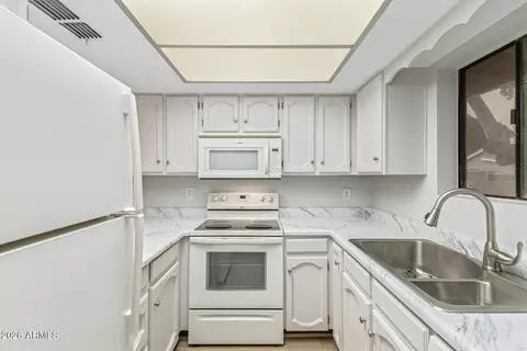 413 E Cullumber Ave #B, Gilbert, AZ 85234 photo 10