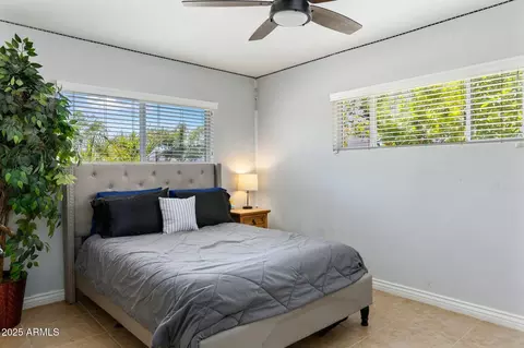 Bedroom - 5320 E Thomas Rd, Phoenix, AZ 85018 photo 4 of 4