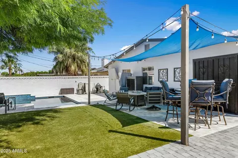 Exterior - 5320 E Thomas Rd, Phoenix, AZ 85018 photo 3 of 7