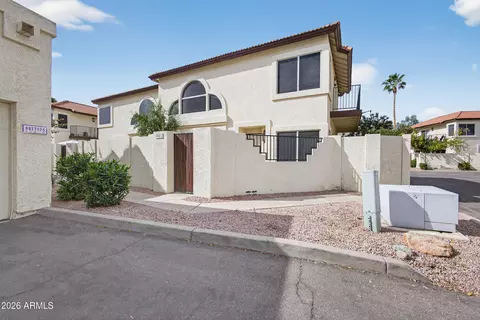 8821 S 51st St #2, Phoenix, AZ 85044