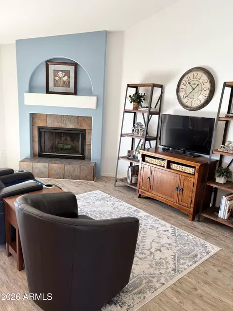 Living - 2353 E Willow Wick Rd, Gilbert, AZ 85296 photo 3 of 4