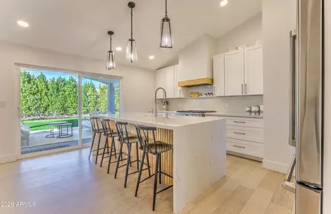 Kitchen - 4846 E Mitchell Dr, Phoenix, AZ 85018 photo 1 of 4