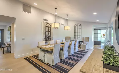Dining - 4846 E Mitchell Dr, Phoenix, AZ 85018 photo 3 of 4