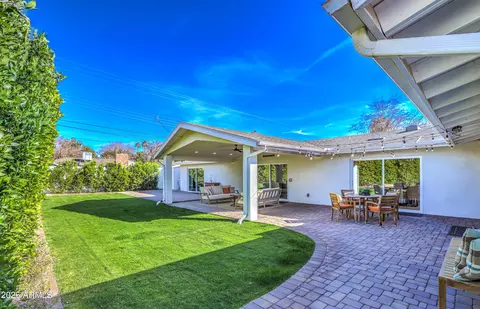 Exterior - 4846 E Mitchell Dr, Phoenix, AZ 85018 photo 4 of 7