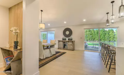 Entry Way - 4846 E Mitchell Dr, Phoenix, AZ 85018 photo 2 of 3