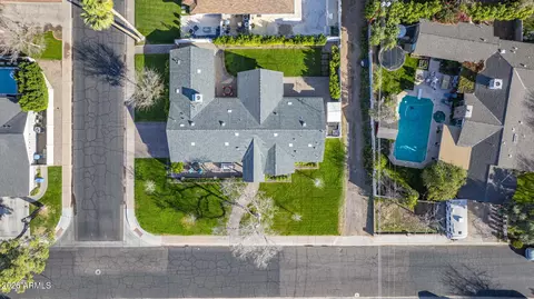 View/Area - 4846 E Mitchell Dr, Phoenix, AZ 85018 photo 1 of 3