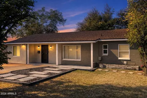 6842 N 14th Sts, Phoenix, AZ 85014