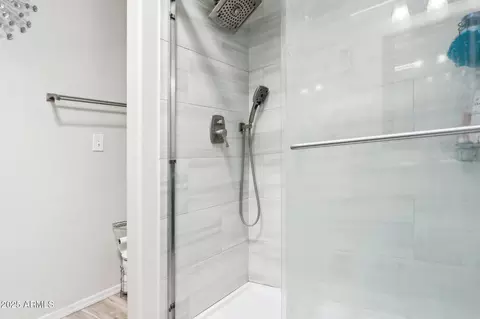 Bath - 170 E Guadalupe Rd #152, Gilbert, AZ 85234 photo 3 of 4