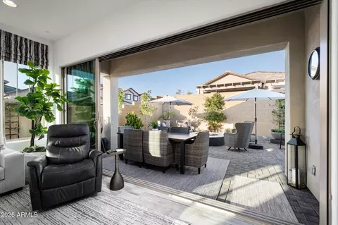 Exterior - 6138 E Via Del Sol Dr, Phoenix, AZ 85054 photo 5 of 13