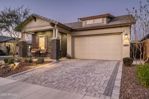 6138 E Via Del Sol Dr, Phoenix, AZ 85054