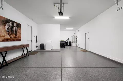 Entry Way - 6138 E Via Del Sol Dr, Phoenix, AZ 85054 photo 4 of 4