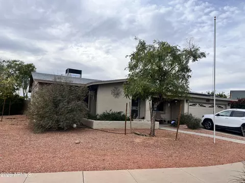 2336 W Via Rialto Cir, Mesa, AZ 85202