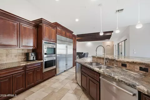 Kitchen - 2900 E Clark Dr, Gilbert, AZ 85297 photo 2 of 6