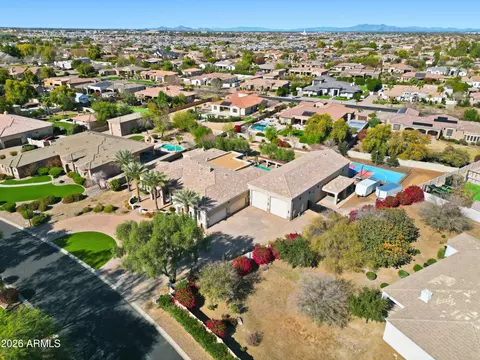 View/Area - 2900 E Clark Dr, Gilbert, AZ 85297 photo 7 of 7