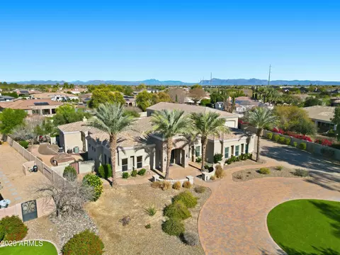 View/Area - 2900 E Clark Dr, Gilbert, AZ 85297 photo 1 of 7