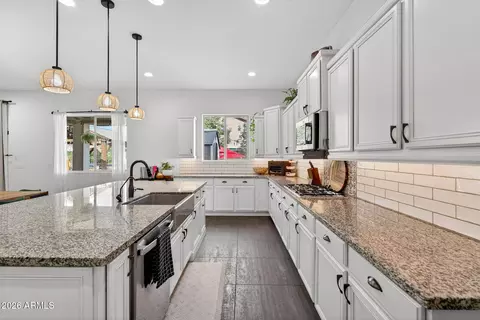 Kitchen - 10726 E Sanger Ave, Mesa, AZ 85212 photo 2 of 4