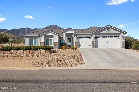 6450 E Saddlehorn Cir, Hereford, AZ 85615