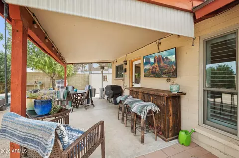 Exterior - 802 E Marconi Ave, Phoenix, AZ 85022 photo 4 of 11