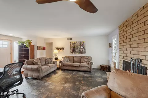 Living - 802 E Marconi Ave, Phoenix, AZ 85022 photo 2 of 4