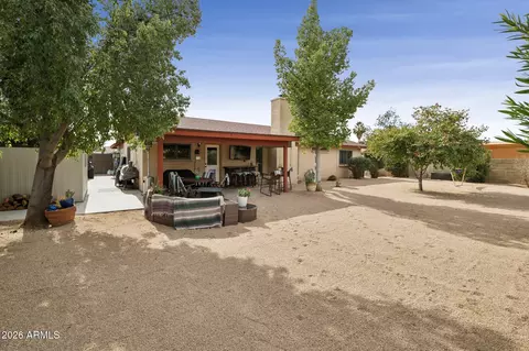Exterior - 802 E Marconi Ave, Phoenix, AZ 85022 photo 7 of 11