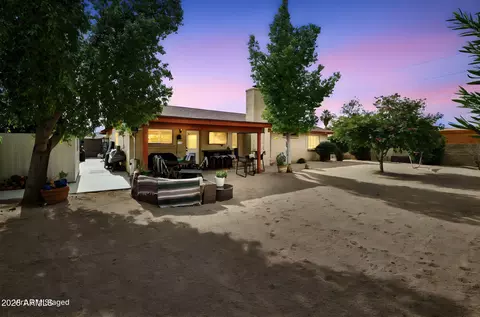 Exterior - 802 E Marconi Ave, Phoenix, AZ 85022 photo 8 of 11