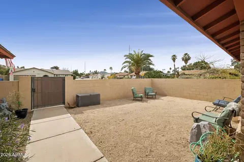 Exterior - 802 E Marconi Ave, Phoenix, AZ 85022 photo 3 of 11