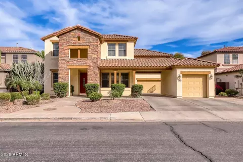 924 W Whitten St, Chandler, AZ 85225