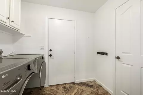 631 N Sabino Dr, Gilbert, AZ 85234 photo 63