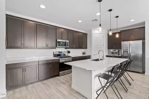 2061 W Lonesome Trl, Phoenix, AZ 85085