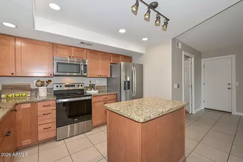 Kitchen - 1659 E Bluefield Cir, Phoenix, AZ 85022 photo 1 of 5