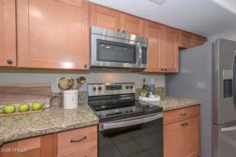 Kitchen - 1659 E Bluefield Cir, Phoenix, AZ 85022 photo 5 of 5