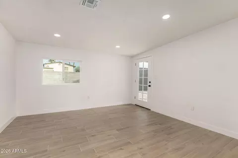 Living - 622 E Papago Dr, Tempe, AZ 85288 photo 3 of 4