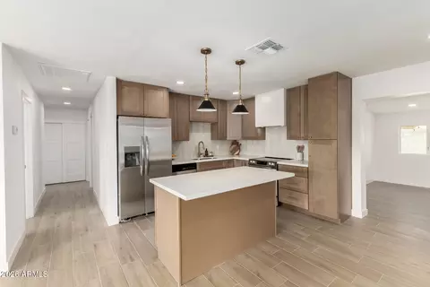 Kitchen - 622 E Papago Dr, Tempe, AZ 85288 photo 1 of 6