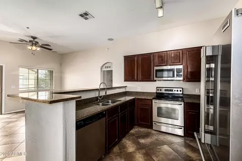 17150 N 23rd St #245, Phoenix, AZ 85022