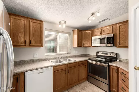 1736 E Augusta Ave, Chandler, AZ 85249 photo 9