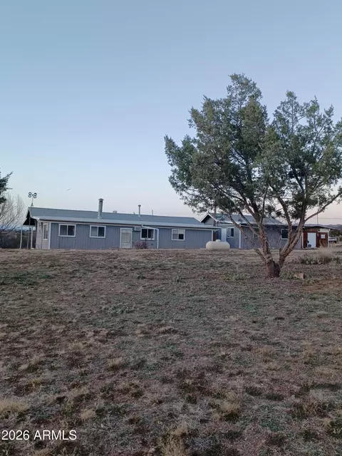 14320 E Bradshaw Rd, Dewey, AZ 86327 photo 2