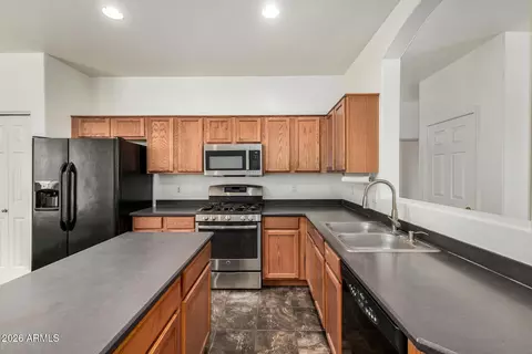 Kitchen - 4314 E Megan St, Gilbert, AZ 85295 photo 3 of 4