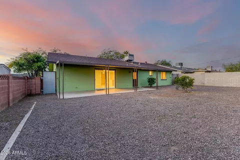 Exterior - 1233 E Broadmor Dr, Tempe, AZ 85282 photo 8 of 14