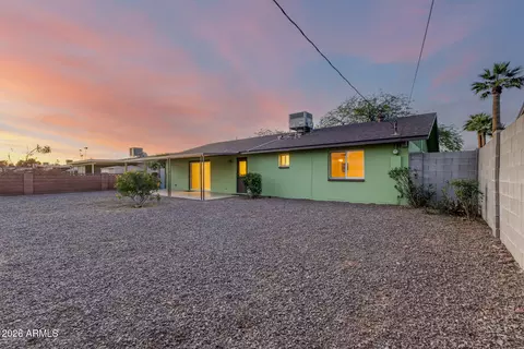 Exterior - 1233 E Broadmor Dr, Tempe, AZ 85282 photo 7 of 14