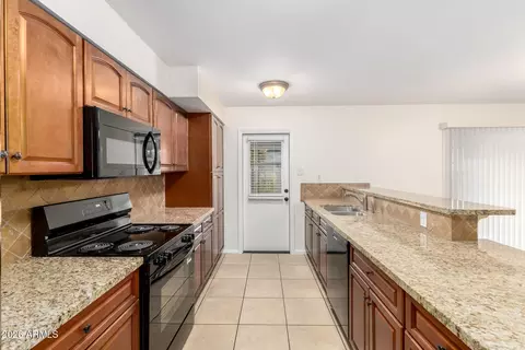 Kitchen - 1233 E Broadmor Dr, Tempe, AZ 85282 photo 2 of 3