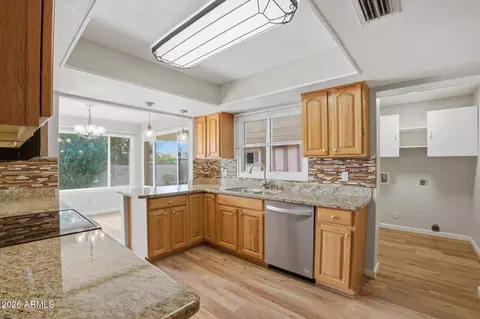 Kitchen - 3621 E Bloomfield Rd, Phoenix, AZ 85032 photo 1 of 2