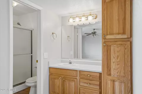 Bath - 3621 E Bloomfield Rd, Phoenix, AZ 85032 photo 1 of 2