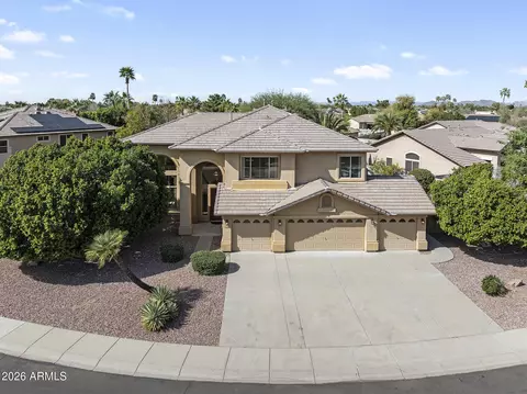 6740 W Angela Dr, Glendale, AZ 85308