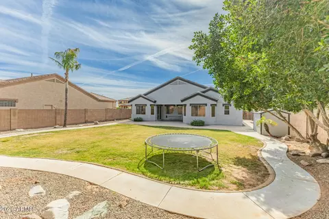 Exterior - 10446 E Irwin Cir, Mesa, AZ 85209 photo 4 of 6