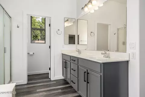 Bath - 10446 E Irwin Cir, Mesa, AZ 85209 photo 1 of 3