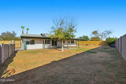 Exterior - 7509 E Hackamore Cir, Mesa, AZ 85207 photo 5 of 9