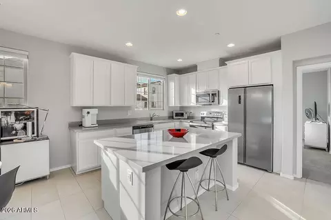Kitchen - 1711 E Chelsea Ln, Gilbert, AZ 85295 photo 2 of 6